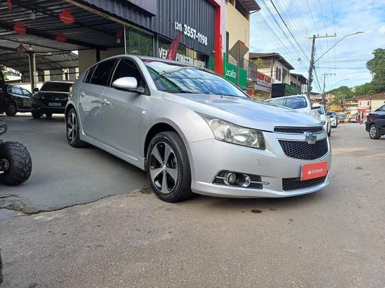 CHEVROLET CRUZE 1.8 LT 16V FLEX 4P AUTOMÁTICO CHEVROLET CRUZE 1.8 LT 16V FLEX 4P AUTOMÁTICO